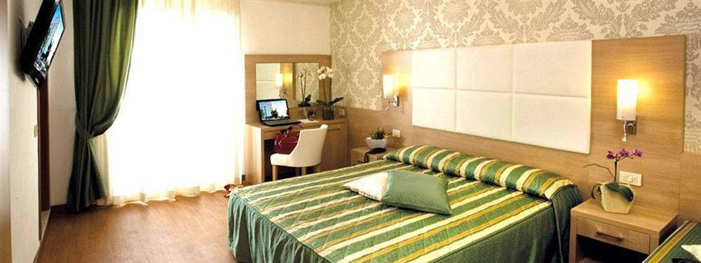 Hotel Michelangelo Bellaria-Igea Marina Extérieur photo